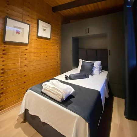 Eksado Couette-café