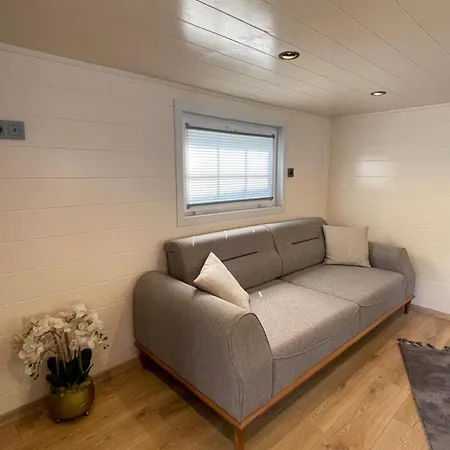 Eksado Couette-café