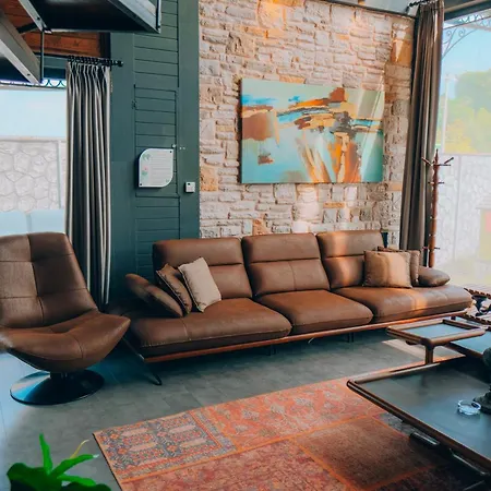 Couette-café Eksado *