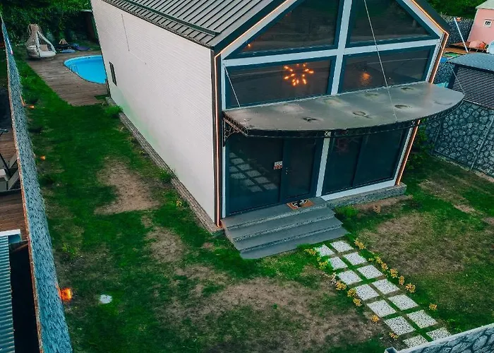 לינה וארוחת בוקר Eksado *