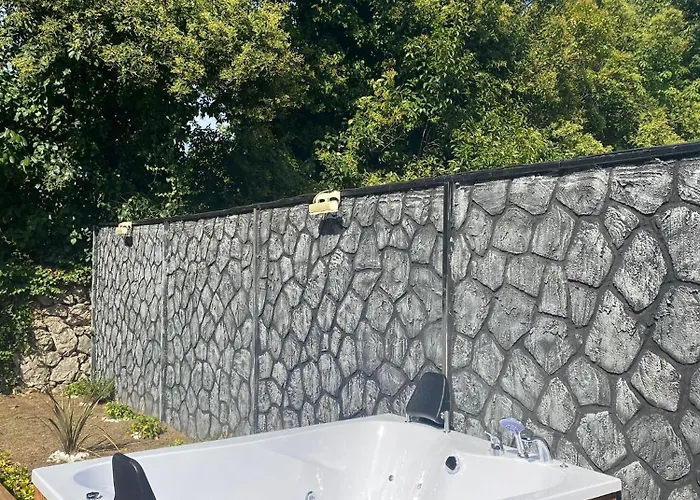 Eksado לינה וארוחת בוקר ספנג'ה