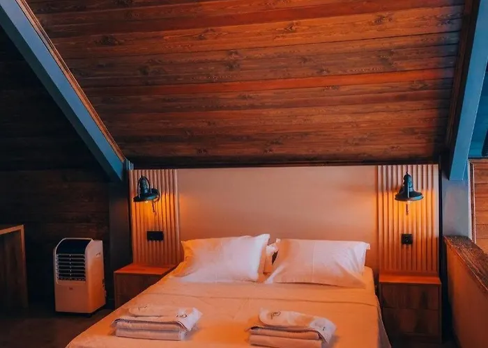 לינה וארוחת בוקר Eksado