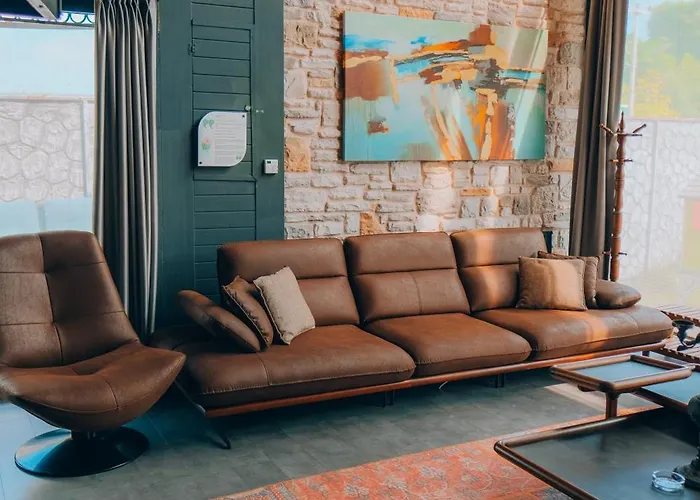 לינה וארוחת בוקר Eksado *